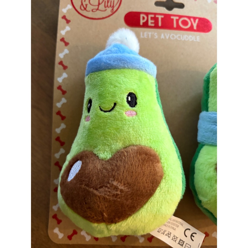 Winifred & Lily Let's Avocuddle Avocado Plush Squeaky Dog Pet Toy 2-Pack AP1577